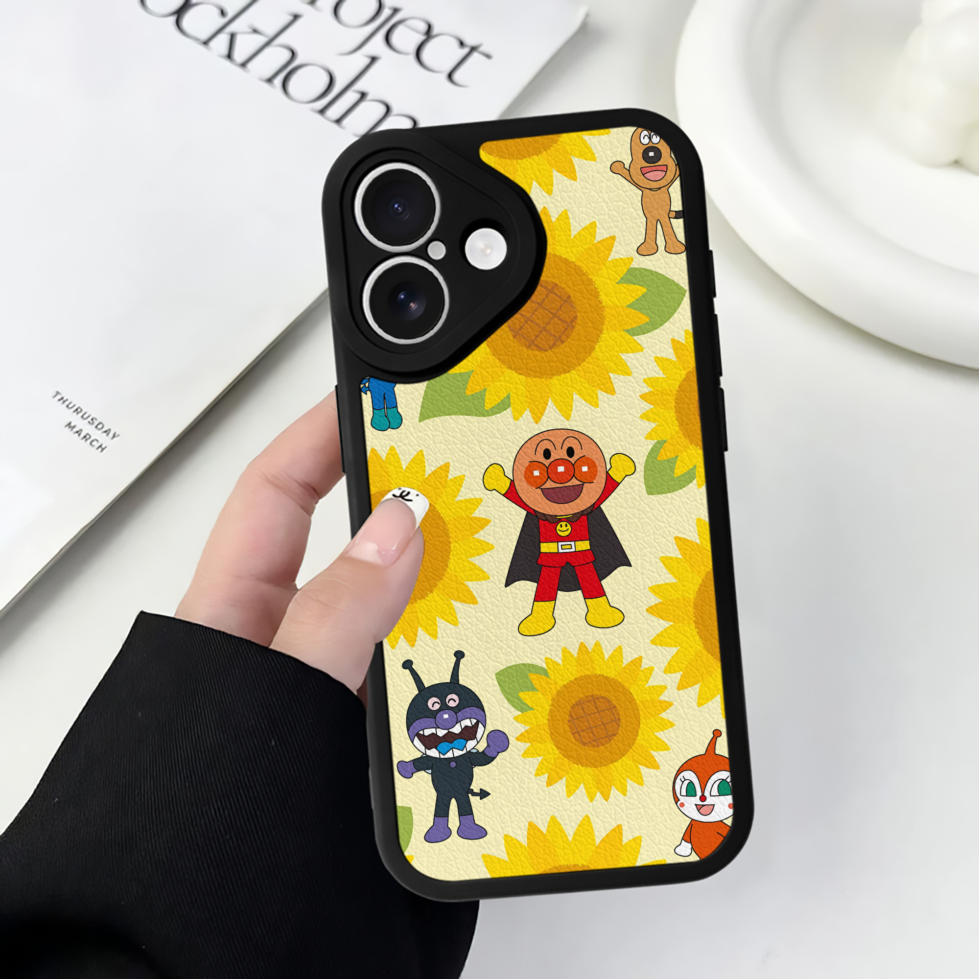 （画像用） アンパンマン Anpanman 【iPhone 16シリーズ対応】シリコンスマホケース（レザー調） 材質：シリコン